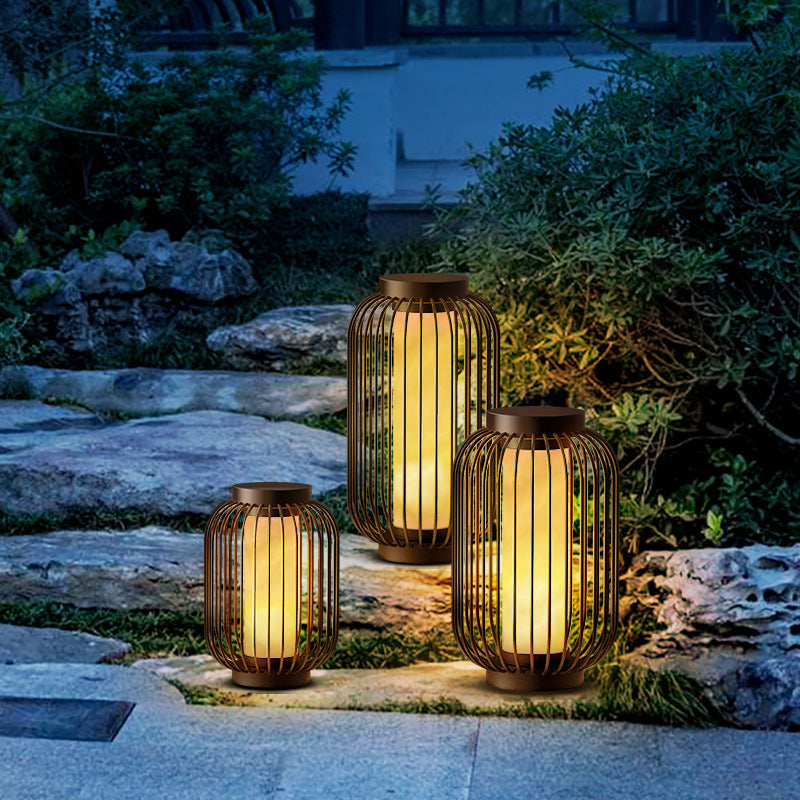 Aurvyn | Retro-Inspired Solar Landscape Lantern for Outdoor Elegance