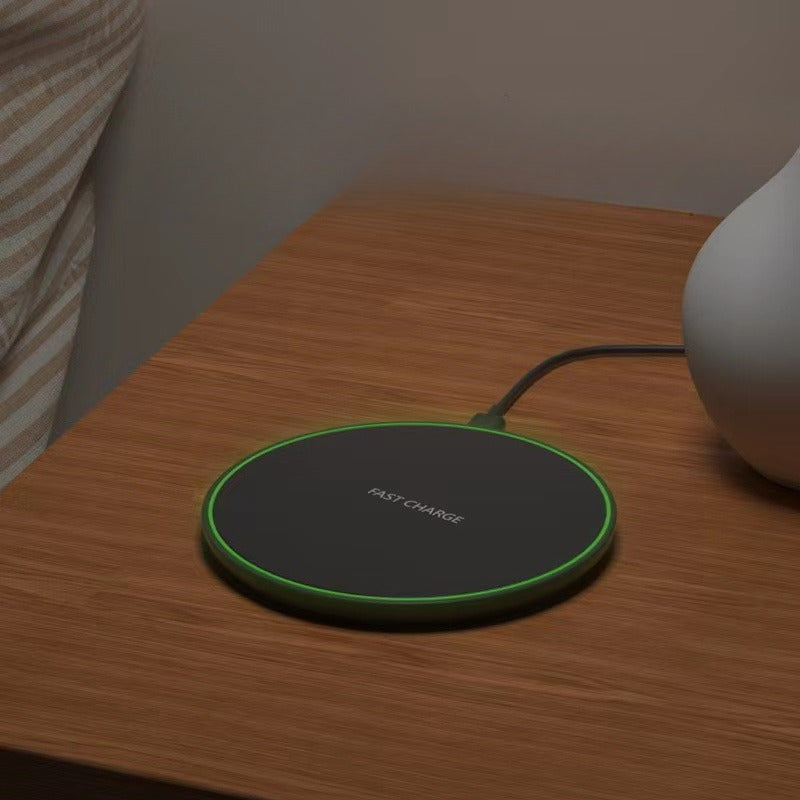 Fast Wireless Charger | 15W Induction Charging Pad for iPhone and Android Devices, Sleek Design, Cable-Free Convenience