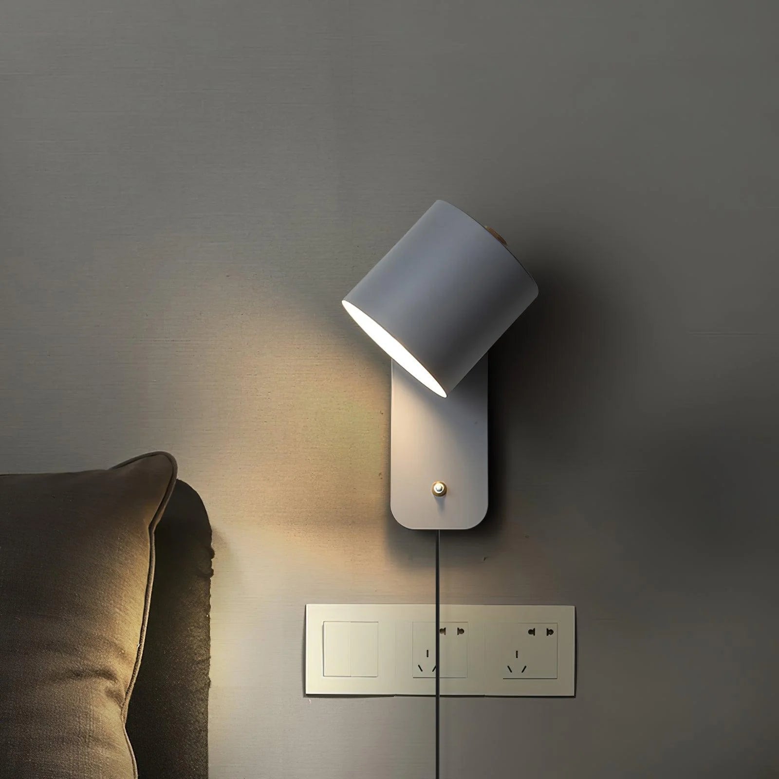 Glenera | Modern Cylinder Wall Lamp for Clean and Simple Design