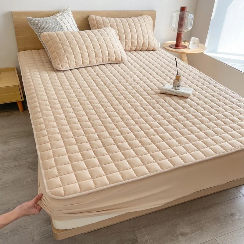 BigComfort | King Size Waterproof Mattress Protector, Soft and Breathable Mattress Cover for Ultimate Comfort
