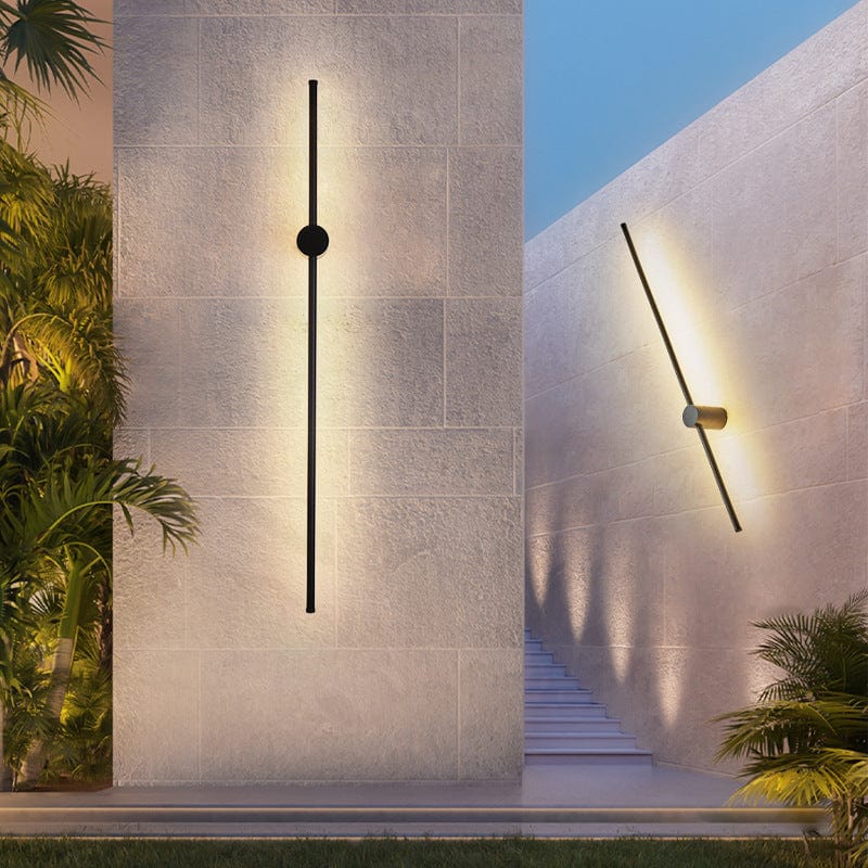Klarvia | Modern Luminous Line Outdoor Light for Elegant Exteriors