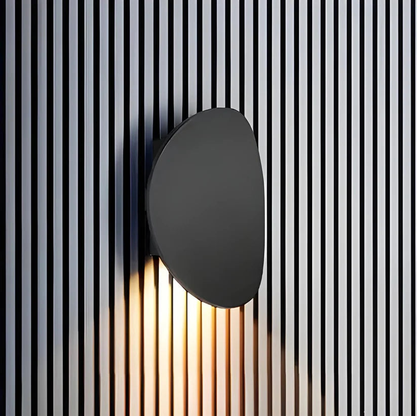 Illumaia | Metal Wall Lamp Disc