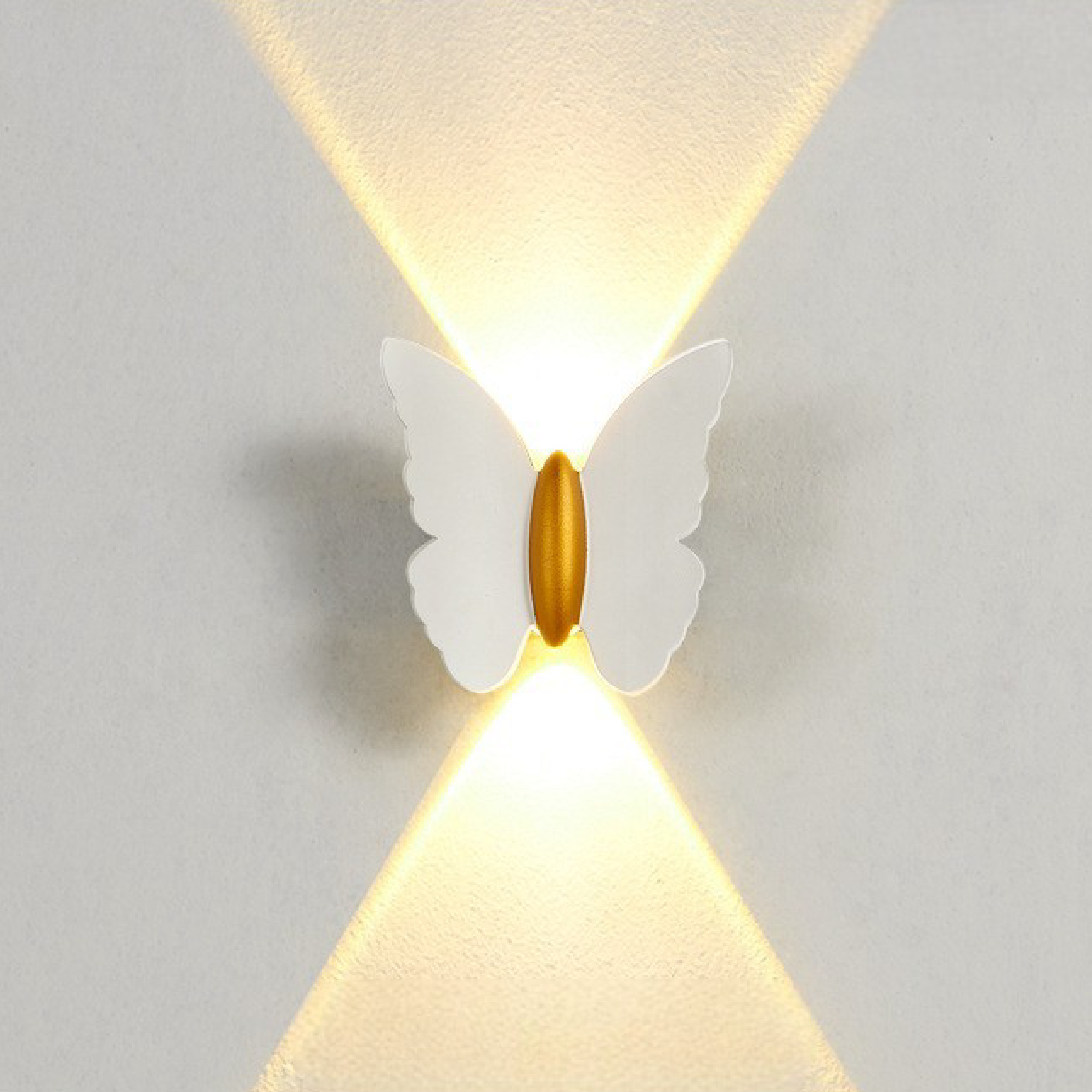 Novora | Enchanting Butterfly Outdoor Wall Lamp for Modern Elegance
