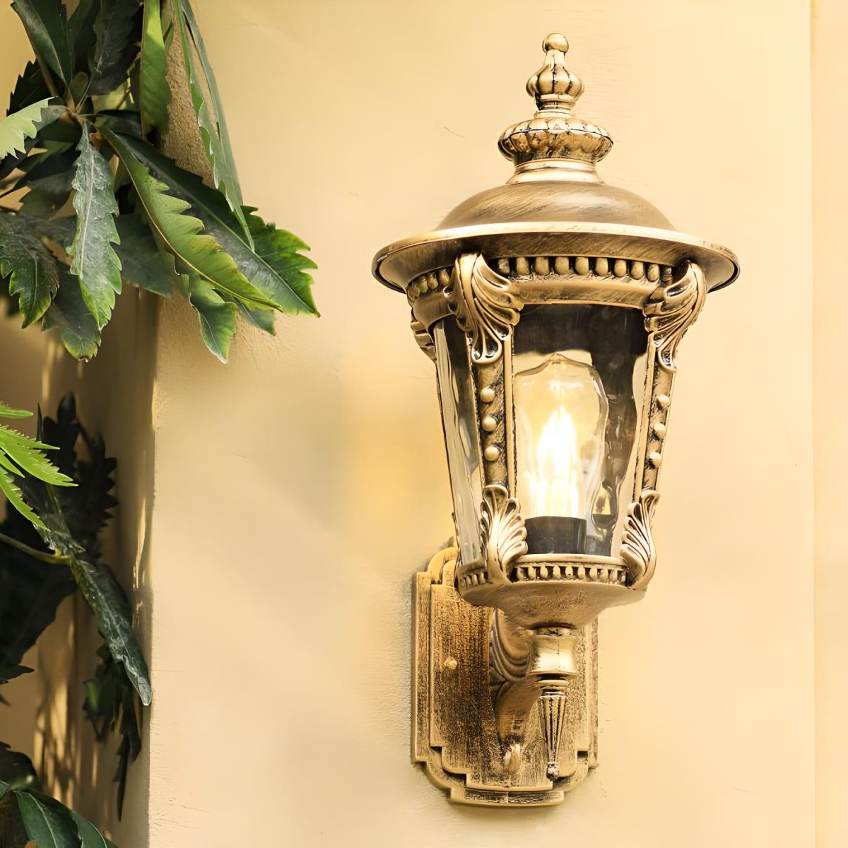 Lysora | Outdoor Vintage Glass Wall Lantern Light