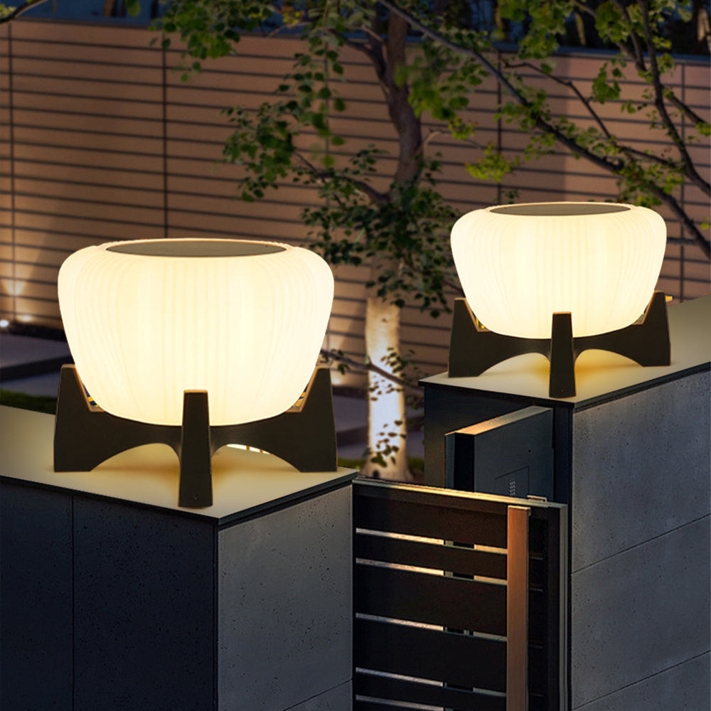 Rayvon | Elegant Outdoor Path Light for Modern Exteriors