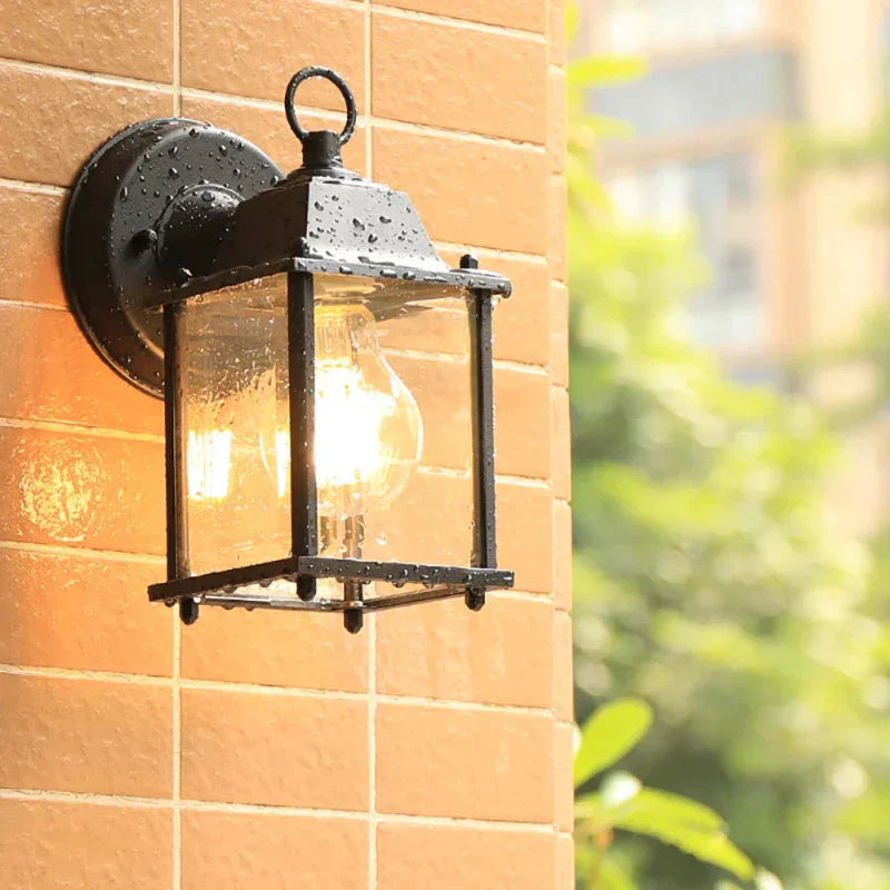 Vintage-inspired Waterproof Outdoor Wall Lamp | Elegant Retro Exterior Lighting