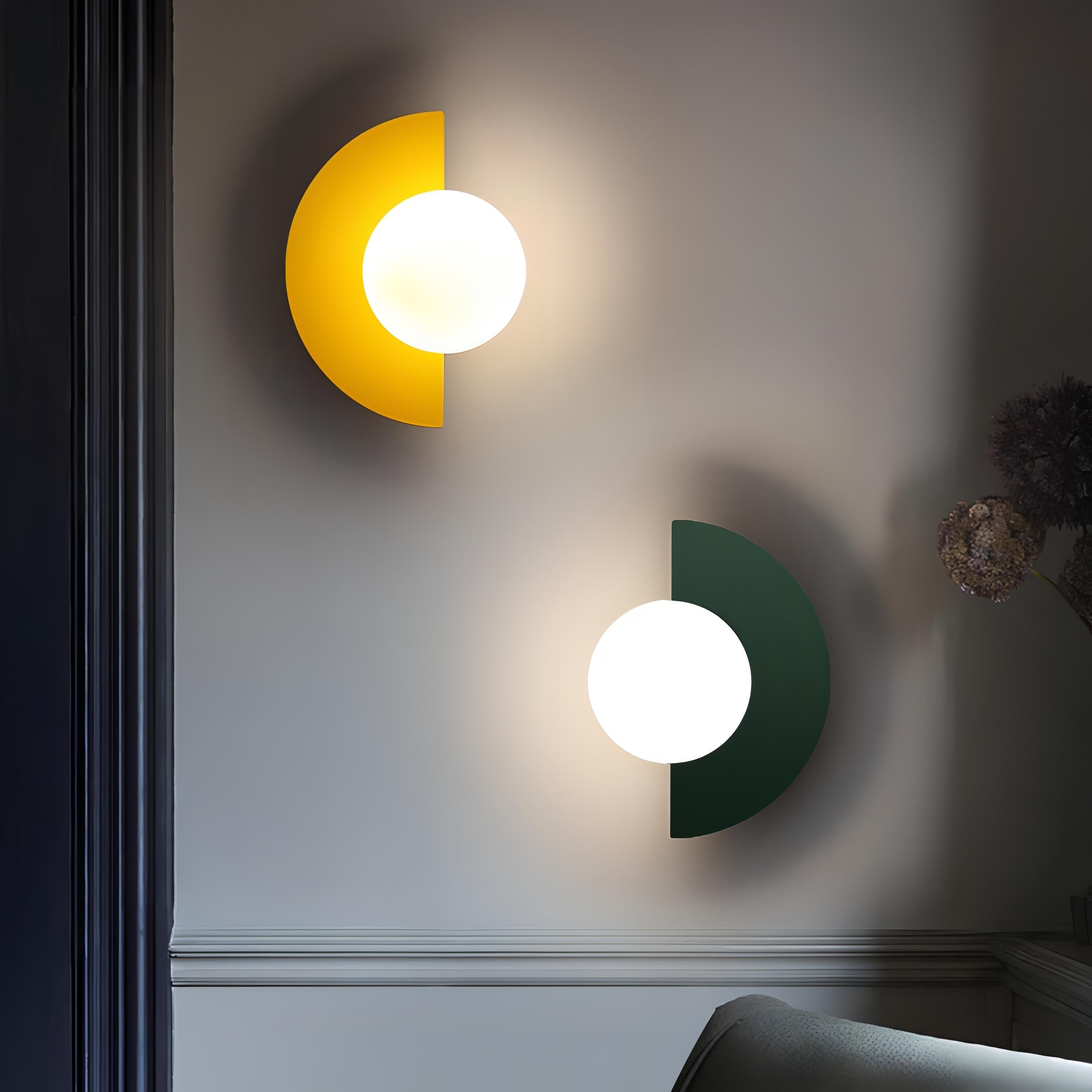 Vionis | Minimalist Nordic Wall Light with Semicircular Design