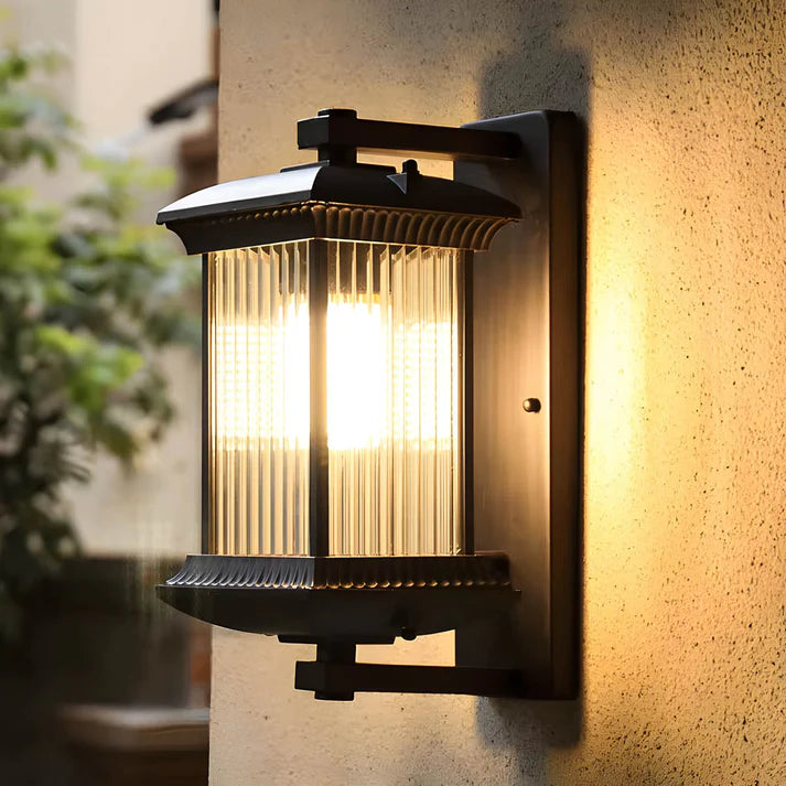 Vionte | Vintage Outdoor Wall Lamp for Classic Elegance