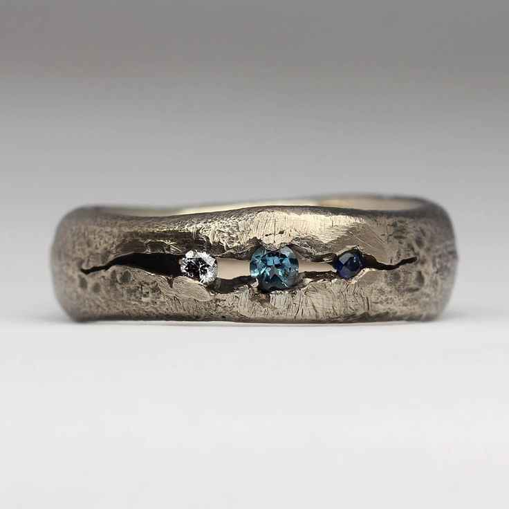 Vintage White & Blue Gold Ring