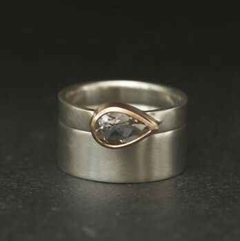 Vintage Zirconia Drop Silver Ring