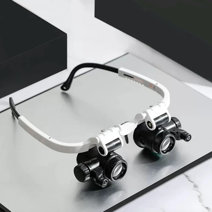 LoupGlow | Adjustable LED Magnifying Glasses with 8x, 15x, and 23x Magnification for Precision Work