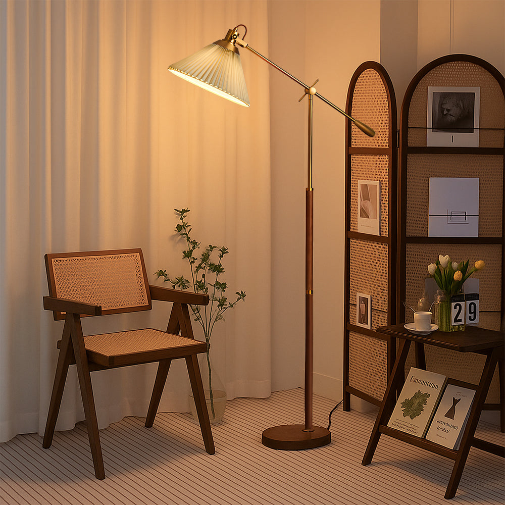 Capistral | Floor Lamp