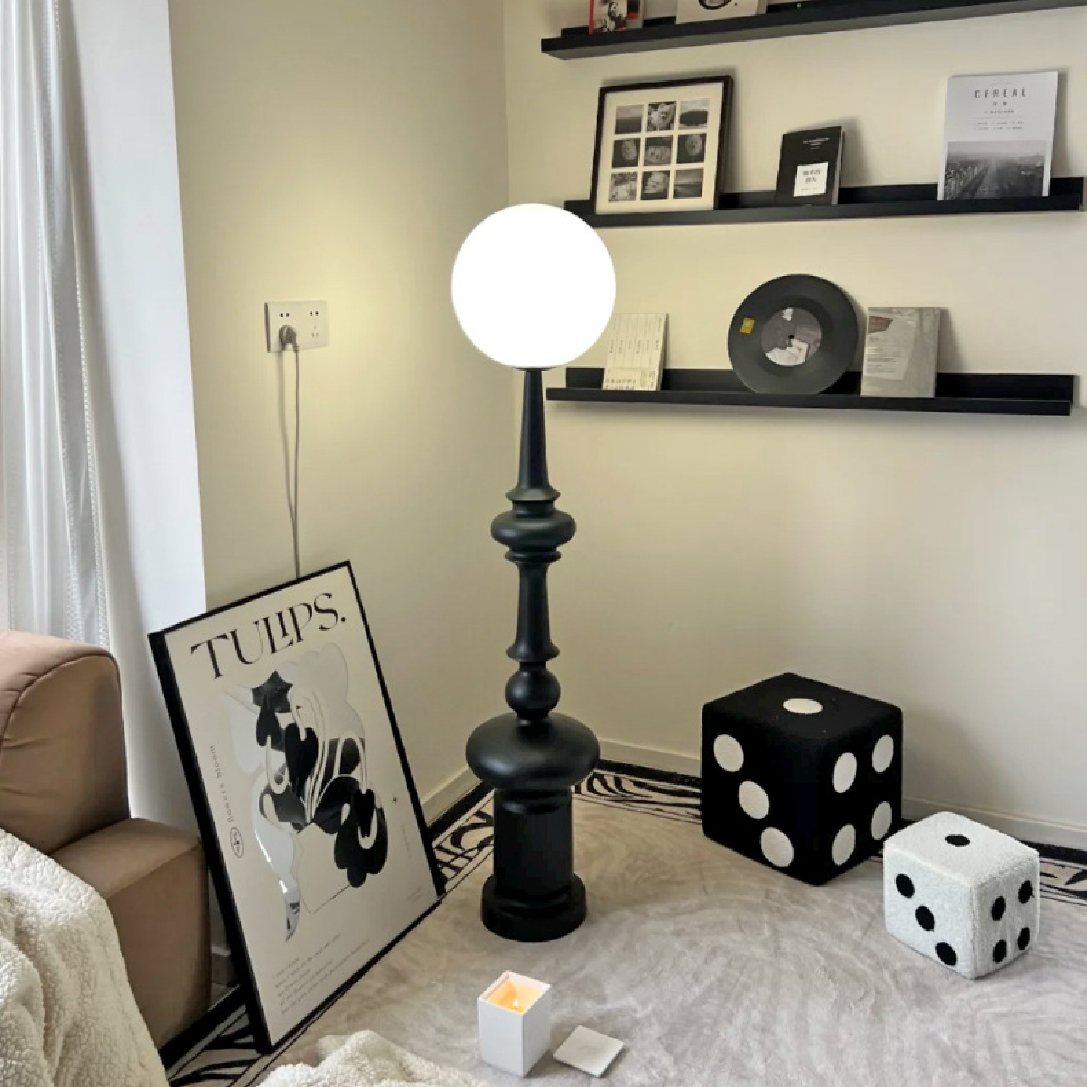 Aestheticor | Bauhaus Black Floor Lamp