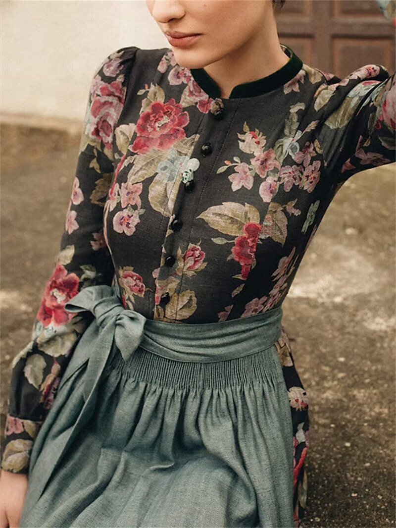 Black Vintage Dirndl Dress with Floral Pattern – Oktoberfest | With Apron for a Classic Traditional Style