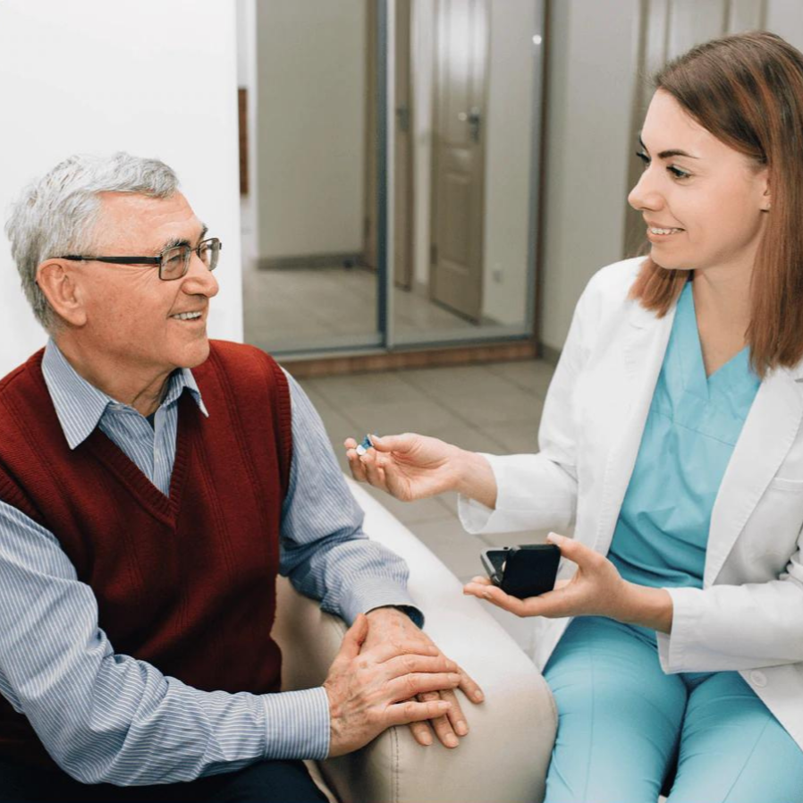 Invisible Rechargeable Hearing Aids with Noise Reduction | Comfortable and Discreet Design for Light to Moderate Hearing Loss