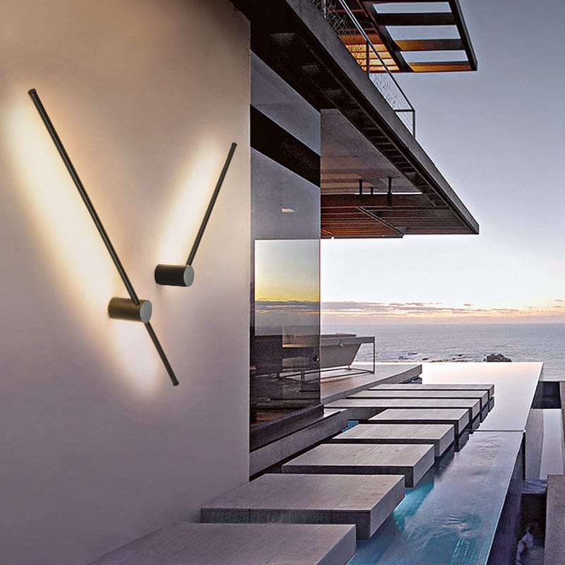 Klarvia | Modern Luminous Line Outdoor Light for Elegant Exteriors