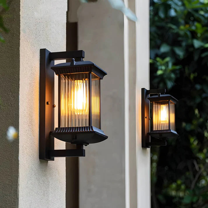 Vionte | Vintage Outdoor Wall Lamp for Classic Elegance